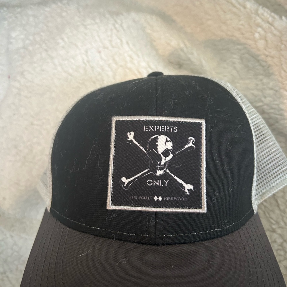 Legacy Mid Pro Snapback Black and Gray Trucker Hat - Picture 8 of 9
